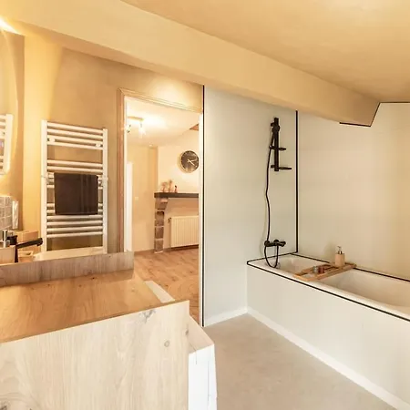 Le Havre De Pierres, Puy Du Fou Tatil Evi