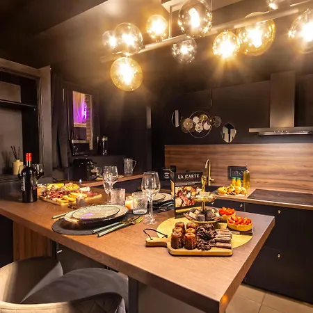 Le Havre De Pierres, Puy Du Fou Mauleon